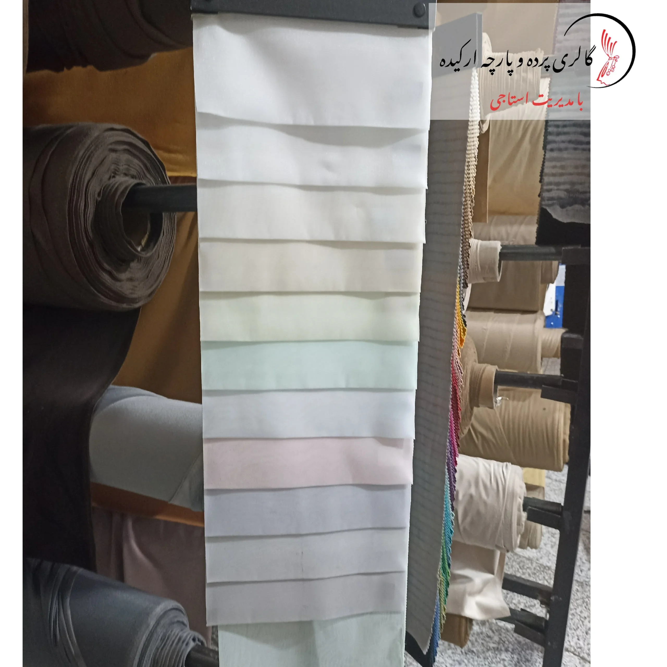 shine chiffon fabric colors scaled - گالری پرده و پارچه ارکیده استاجی پارچه حریر شاین <strong data-start="3" data-end="24">✅ </strong>پارچه حریر شاین، نوعی حریر براق و لطیف است که با درخشندگی طبیعی و دوام مناسب، گزینه‌ای ایده‌آل برای لباس‌های مجلسی، پرده‌ها و... محسوب می‌شود.